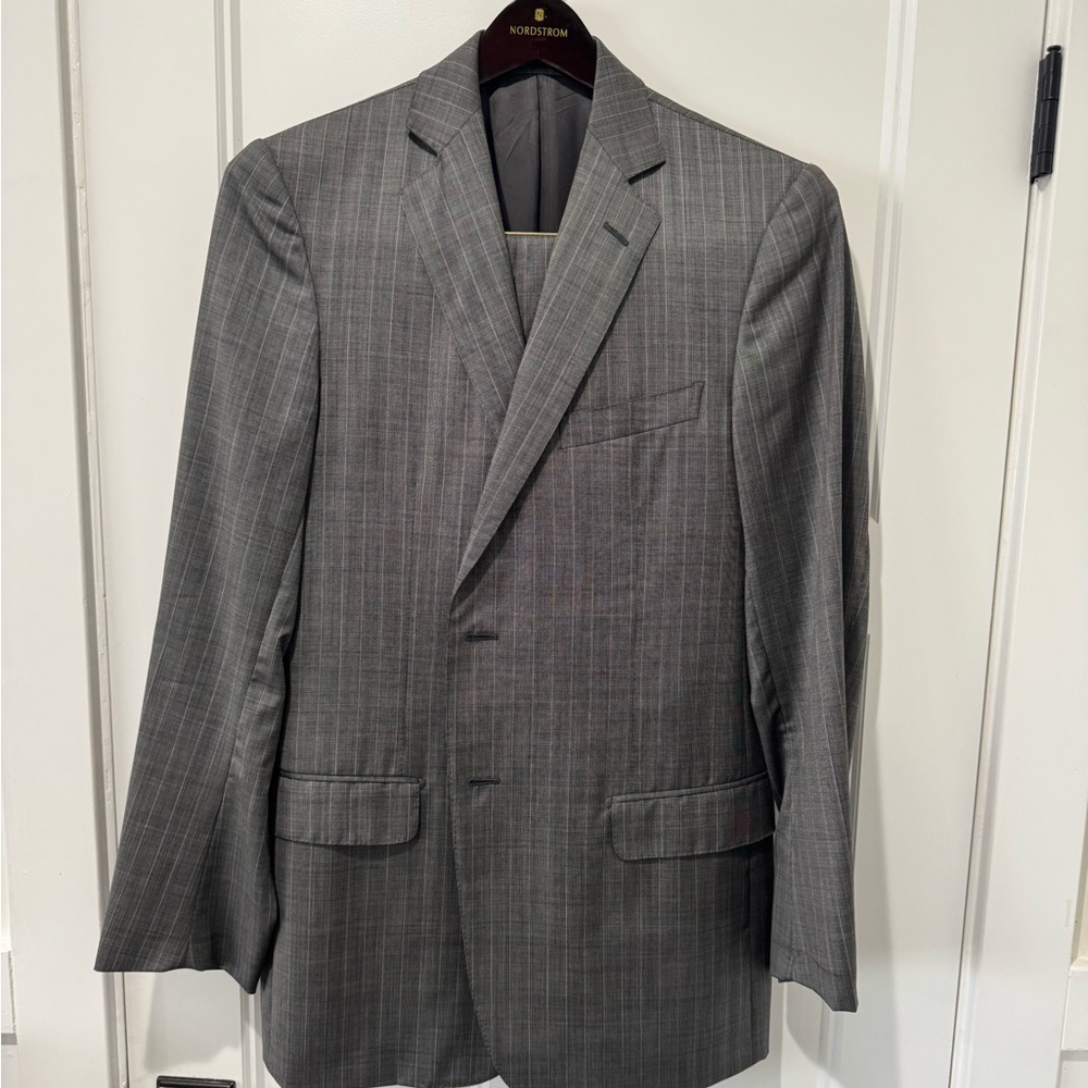 Ermenegildo Zegna Light Grey Striped Suit Traveler 40R